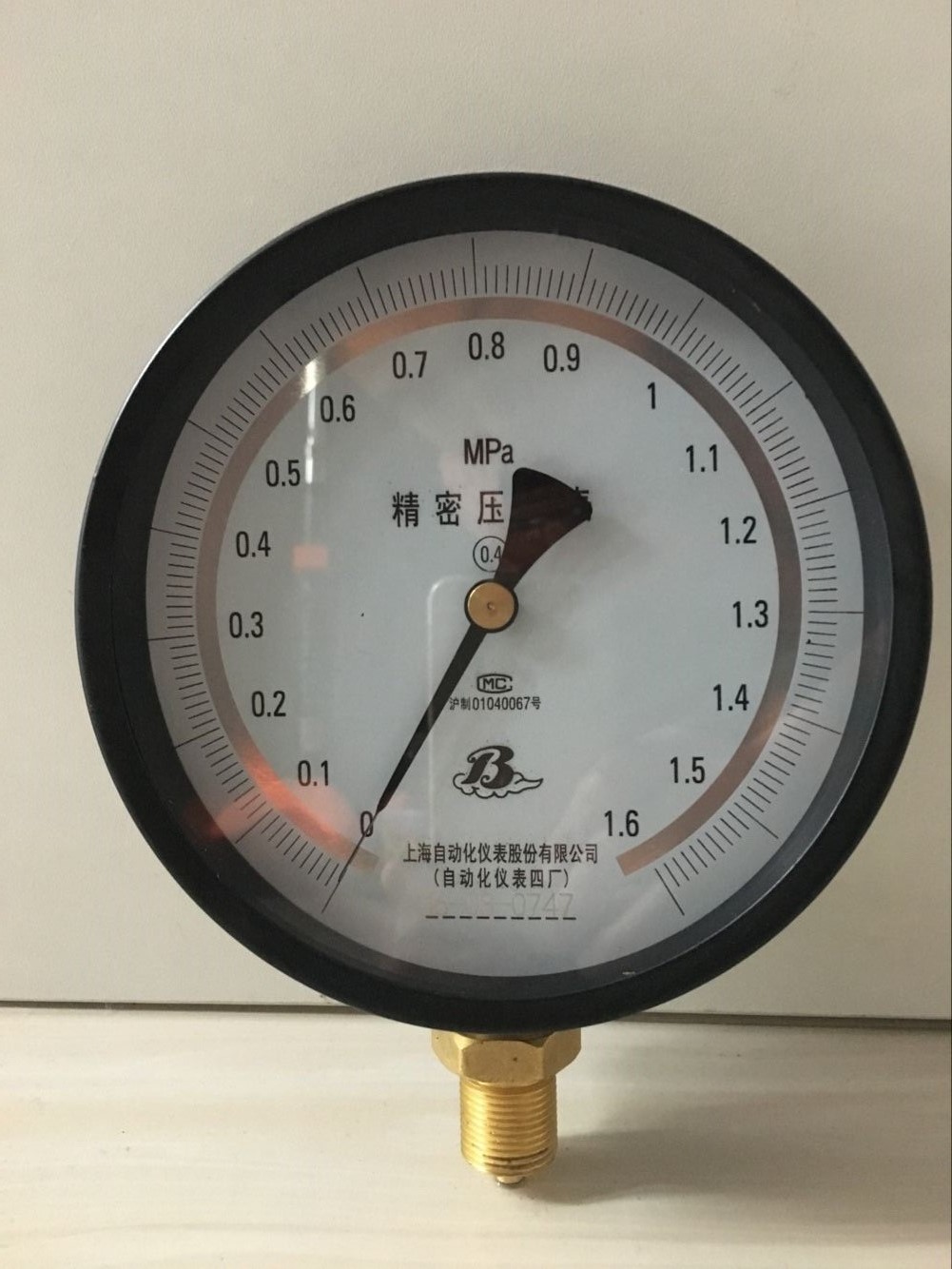 YB-150A精密压力表0-1.0MPa